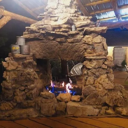 Stonegate Lodge 2 Queen Beds Fast Wifi 50In Tv Salt Water Pool Room # 305 Eureka Springs Exterior foto
