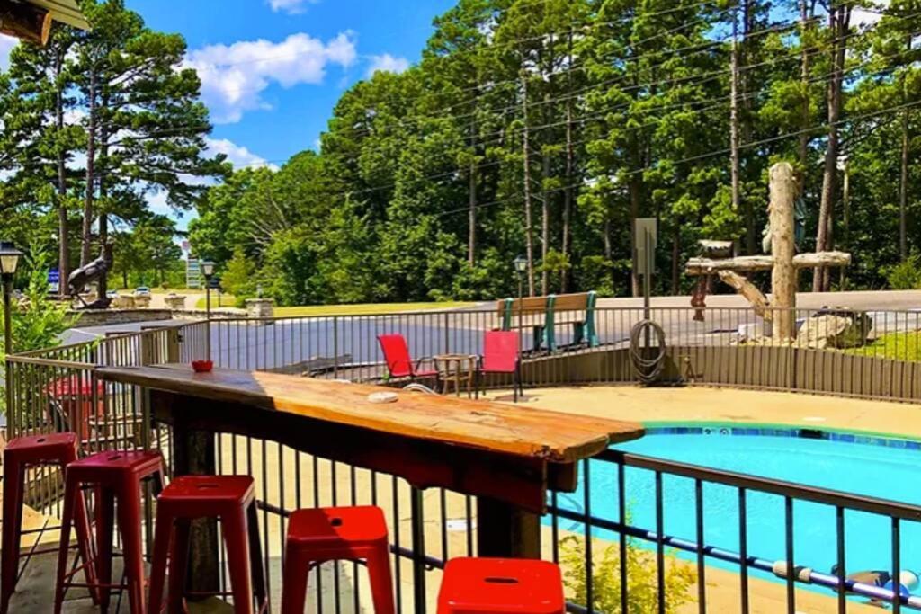 Stonegate 2 Queen Beds Fast Wifi 50in Tv Salt Water Pool # 305 Apartment *