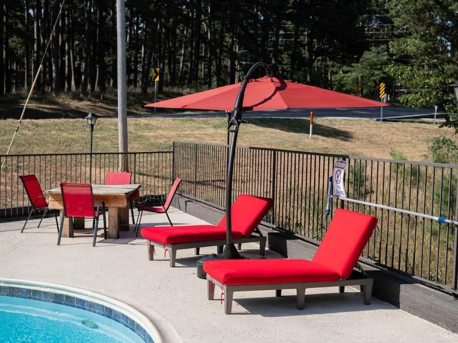 Stonegate 2 Queen Beds Fast Wifi 50in Tv Salt Water Pool # 305 Eureka Springs