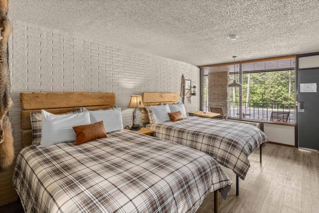 Stonegate 2 Queen Beds Fast Wifi 50in Tv Salt Water Pool # 305 * Eureka Springs